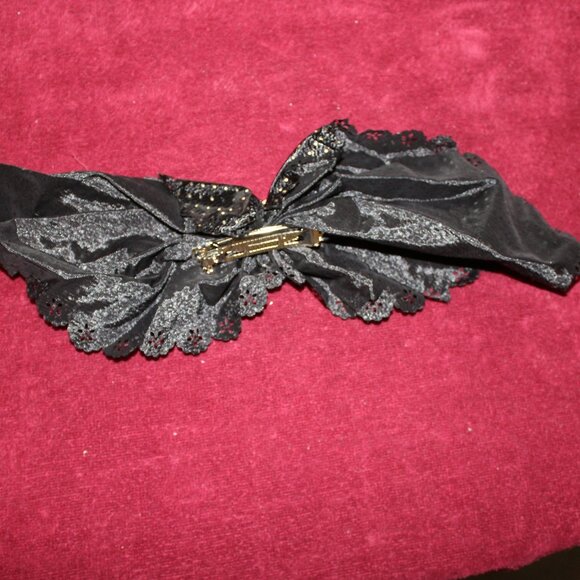 Vintage Black and Gold Hair Clasp - Picture 2 of 2